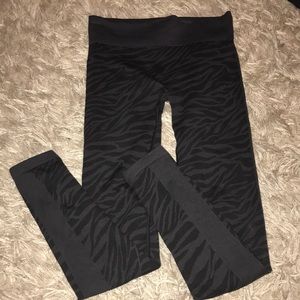 Size 12 ivivva leggings